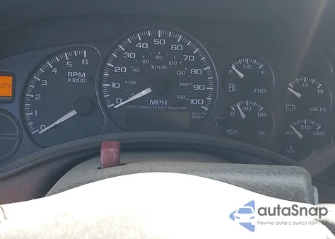 2002 Chevrolet Suburban 1500 Ls z USA, uszkodzony, nr VIN 3GNEC16T22G334721